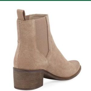 Dolce Vita Carlie Suede gore Chelsea boots